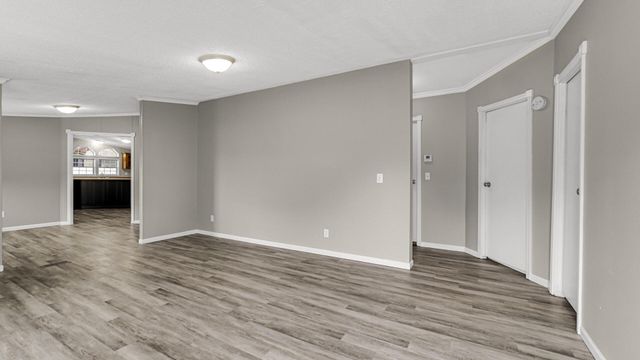11983 N 330 E, Demotte, IN 46310