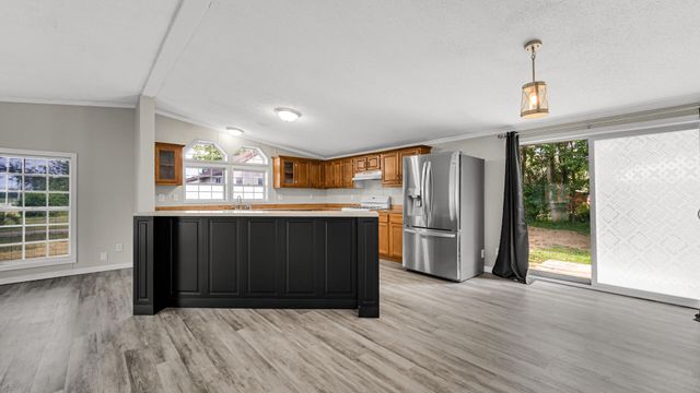 11983 N 330 E, Demotte, IN 46310
