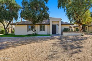 774 E EUGIE Avenue, Phoenix, AZ 85022