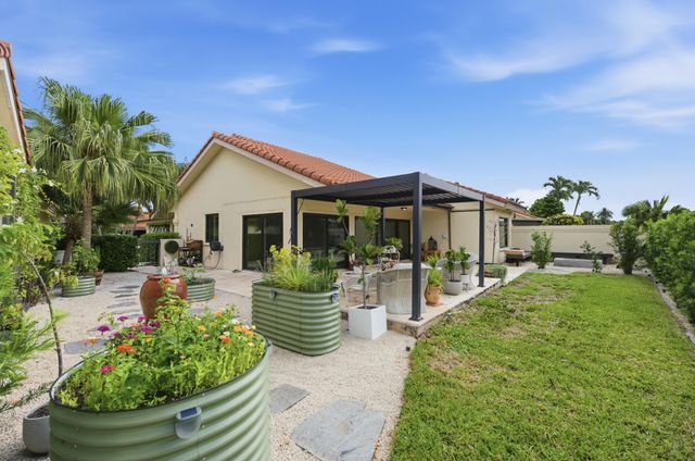 2860 Cuyahoga Lane, West Palm Beach, FL 33409