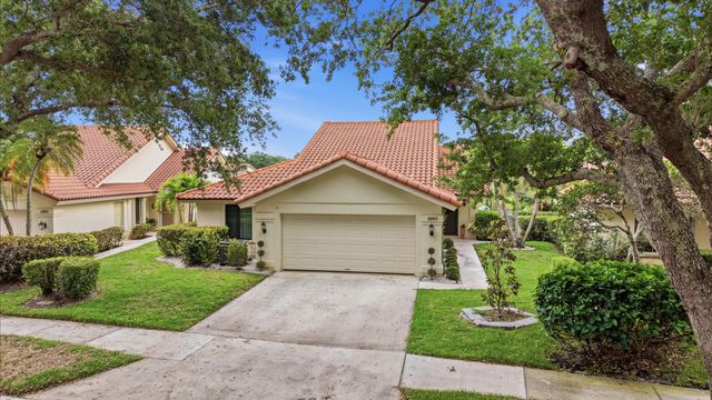 2860 Cuyahoga Lane, West Palm Beach, FL 33409