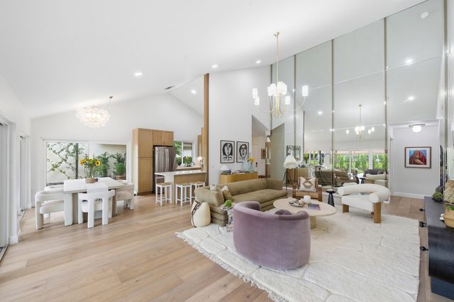 2860 Cuyahoga Lane, West Palm Beach, FL 33409