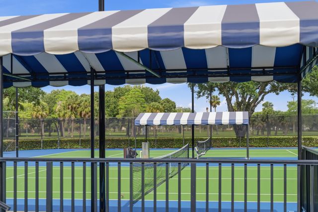 2860 Cuyahoga Lane, West Palm Beach, FL 33409