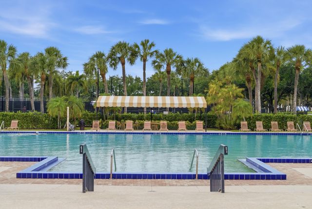 2860 Cuyahoga Lane, West Palm Beach, FL 33409