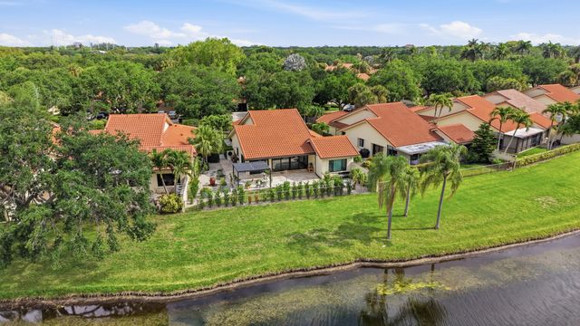 2860 Cuyahoga Lane, West Palm Beach, FL 33409