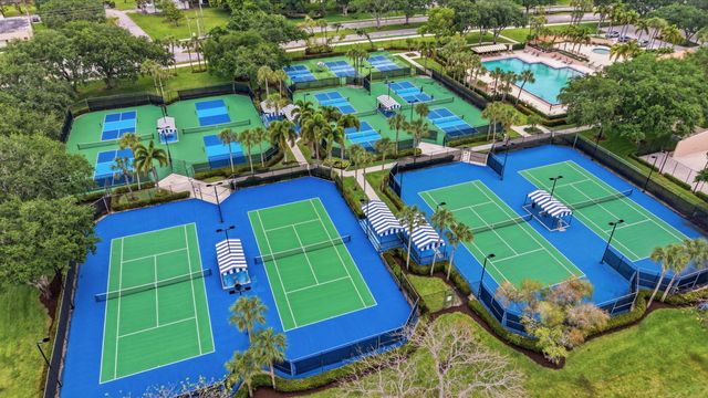 2860 Cuyahoga Lane, West Palm Beach, FL 33409