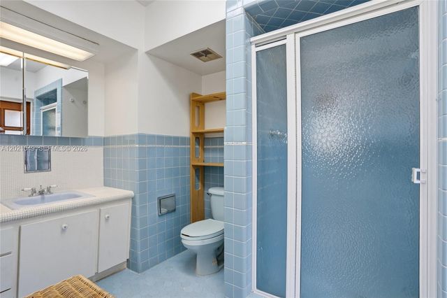 8495 SW 160th St, Palmetto Bay, FL 33157