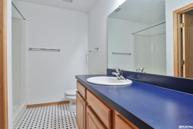 8446 S Tularosa Court, Lincoln, NE 68516