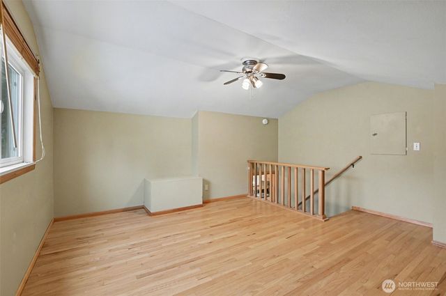 819 NE 180th Street, Shoreline, WA 98155