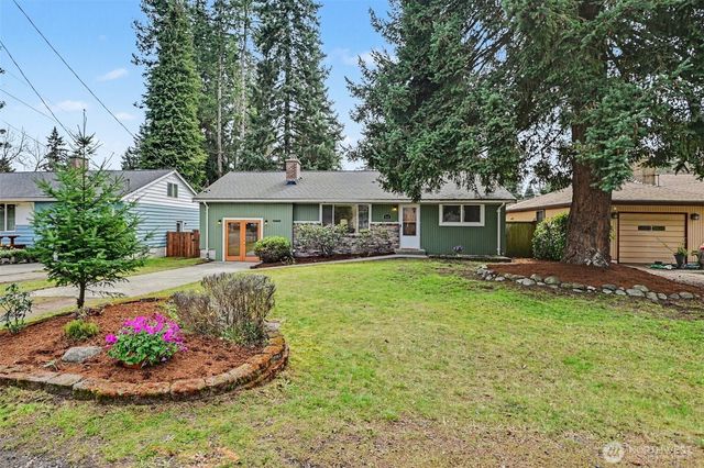 819 NE 180th Street, Shoreline, WA 98155