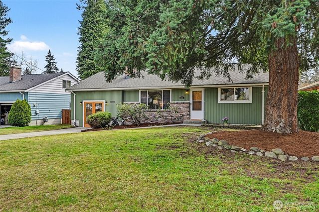 819 NE 180th Street, Shoreline, WA 98155