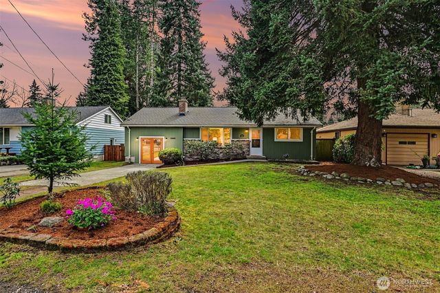 819 NE 180th Street, Shoreline, WA 98155