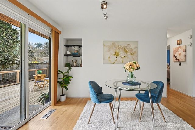 819 NE 180th Street, Shoreline, WA 98155