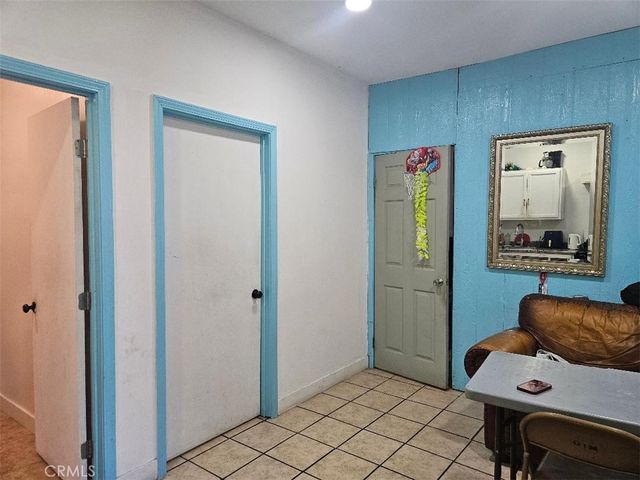 803 E 107th, Los Angeles, CA 90002