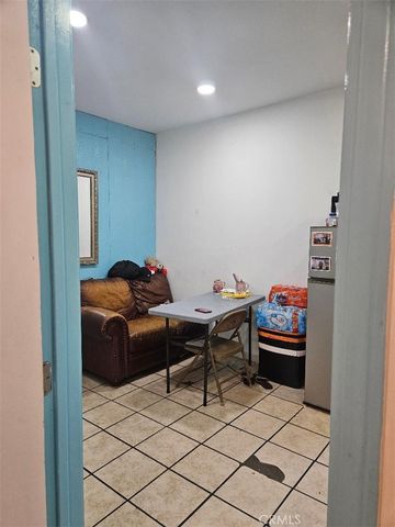 803 E 107th, Los Angeles, CA 90002