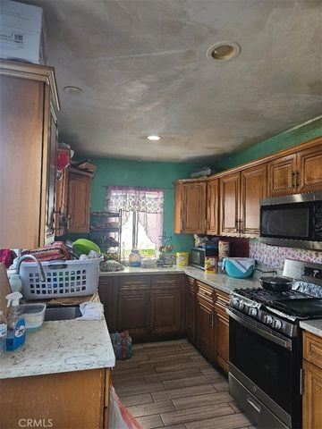 803 E 107th, Los Angeles, CA 90002