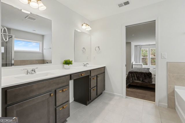 8135 Brewton Bend, Ball Ground, GA 30107