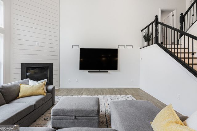 8135 Brewton Bend, Ball Ground, GA 30107