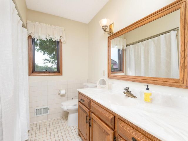 1760 Mount Hope Road, Carver, MN 55315