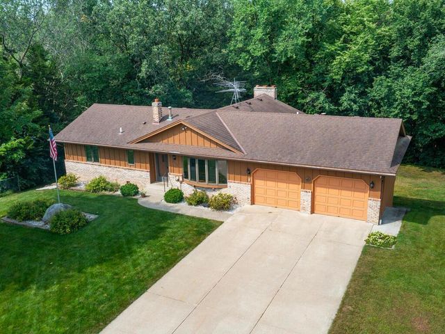 1760 Mount Hope Road, Carver, MN 55315