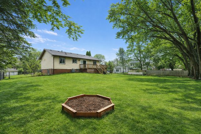 7808 Shingle Creek Drive, Brooklyn Park, MN 55443