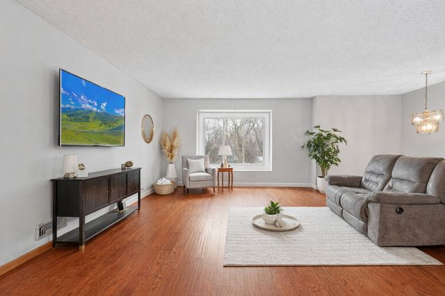 7808 Shingle Creek Drive, Brooklyn Park, MN 55443