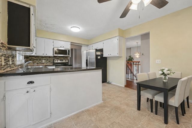 7808 Shingle Creek Drive, Brooklyn Park, MN 55443