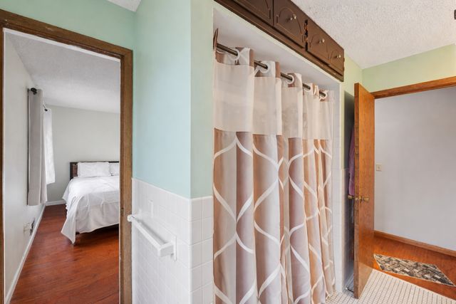 7808 Shingle Creek Drive, Brooklyn Park, MN 55443