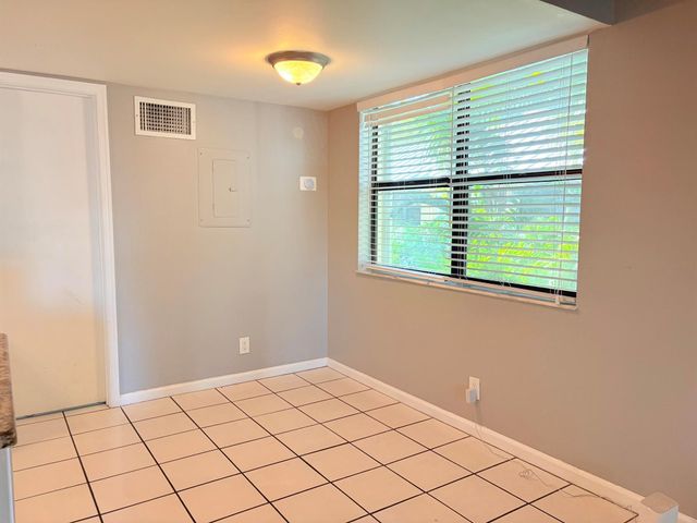 1455 Holly Heights Drive 22, Fort Lauderdale, FL 33304