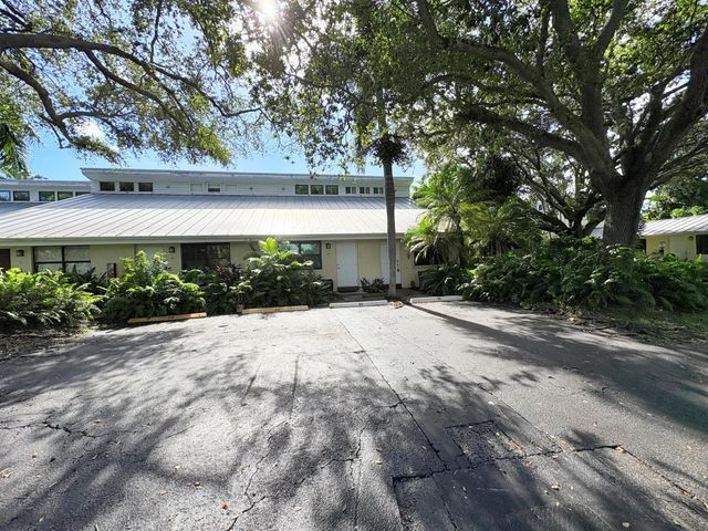 1455 Holly Heights Drive 22, Fort Lauderdale, FL 33304