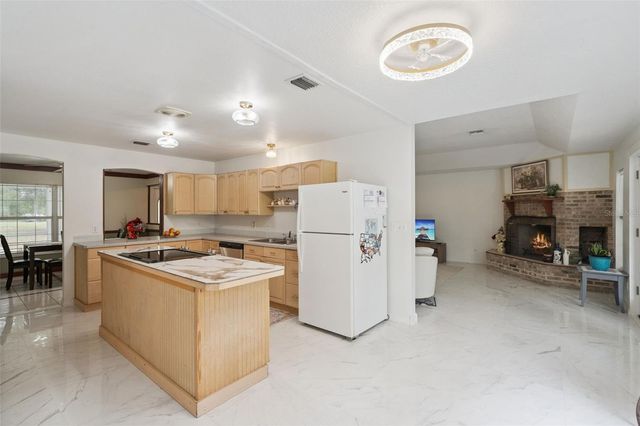 22726 WINTERWILLOW LANE, Eustis, FL 32736