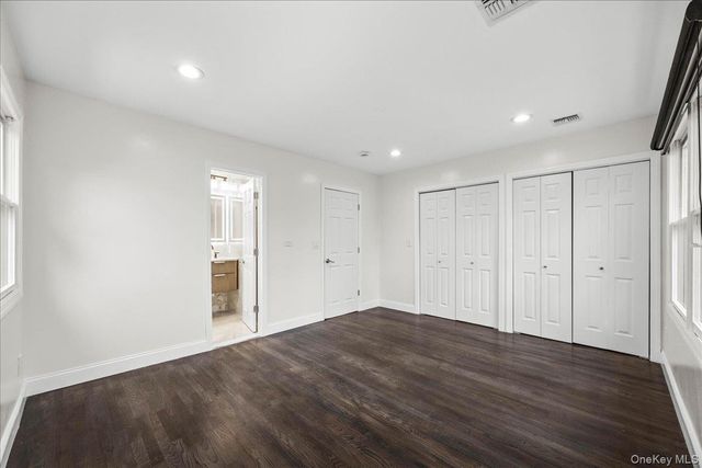 18 Wellington Road, Greenvale, NY 11548