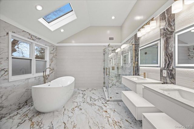 18 Wellington Road, Greenvale, NY 11548