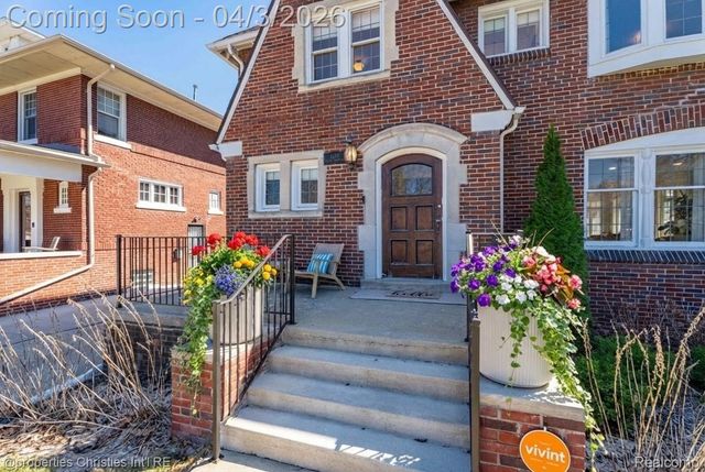 1675 Chicago Boulevard, Detroit, MI 48206