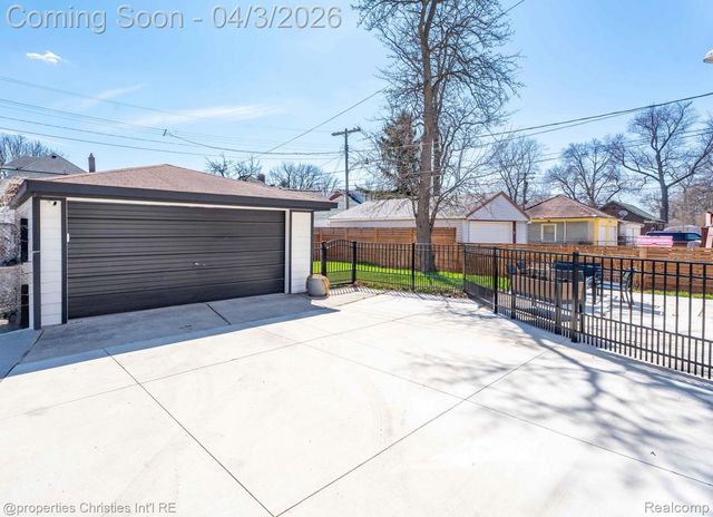 1675 Chicago Boulevard, Detroit, MI 48206