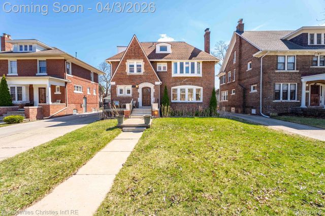 1675 Chicago Boulevard, Detroit, MI 48206