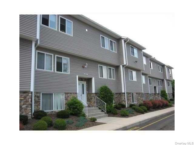 25 College Avenue 311, Nanuet, NY 10954