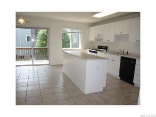 25 College Avenue 311, Nanuet, NY 10954