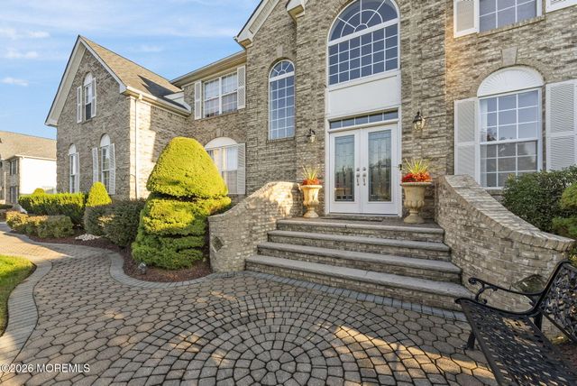 37 Stevenson Drive, Marlboro, NJ 07746