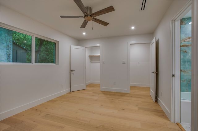10819 Lochspring Drive, Dallas, TX 75218