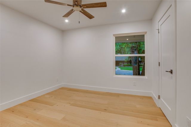 10819 Lochspring Drive, Dallas, TX 75218
