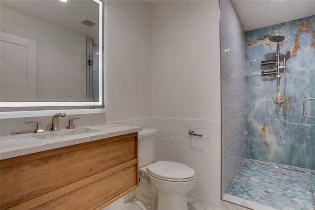 10819 Lochspring Drive, Dallas, TX 75218