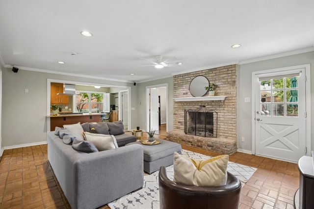 9635 Angleridge Road, Dallas, TX 75238
