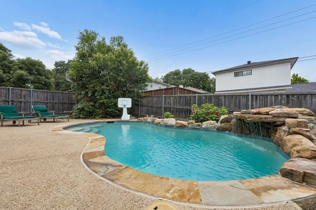 9635 Angleridge Road, Dallas, TX 75238