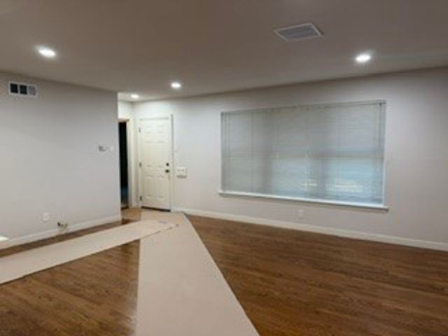 2615 Southwood Drive, Dallas, TX 75233