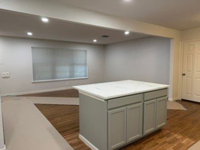 2615 Southwood Drive, Dallas, TX 75233