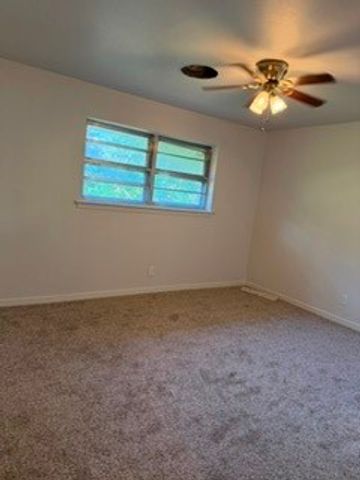 2615 Southwood Drive, Dallas, TX 75233