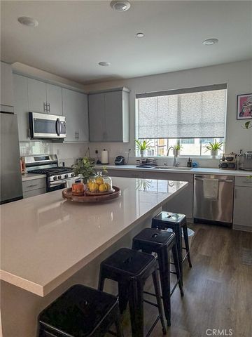 669 Calamansi, Covina, CA 91723
