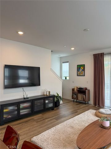 669 Calamansi, Covina, CA 91723