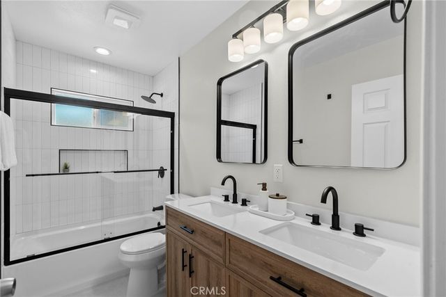 1745 W 39th Street, Los Angeles, CA 90062